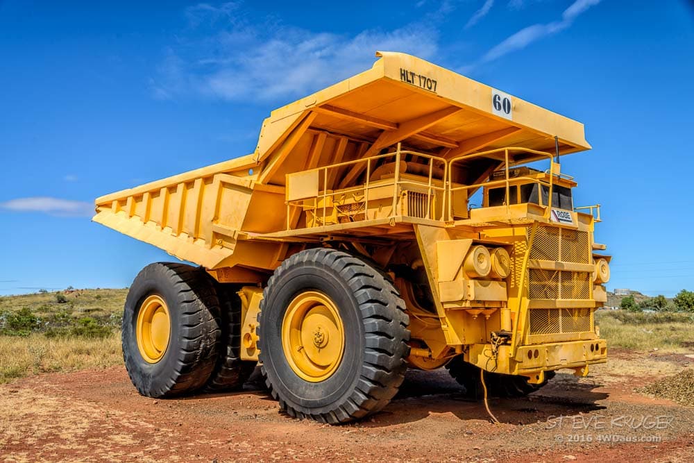 dump-truck-cossack-side-view