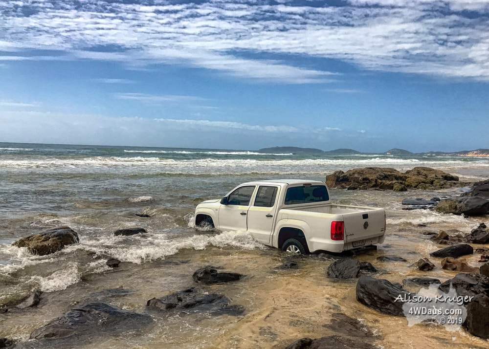 Mudlo Rocks Rainbow Beach